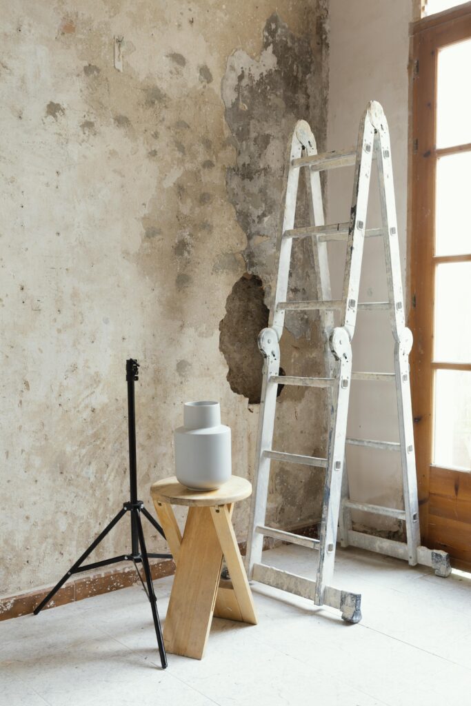sopralluogo per parete da verniciare con pittura anti-muffa